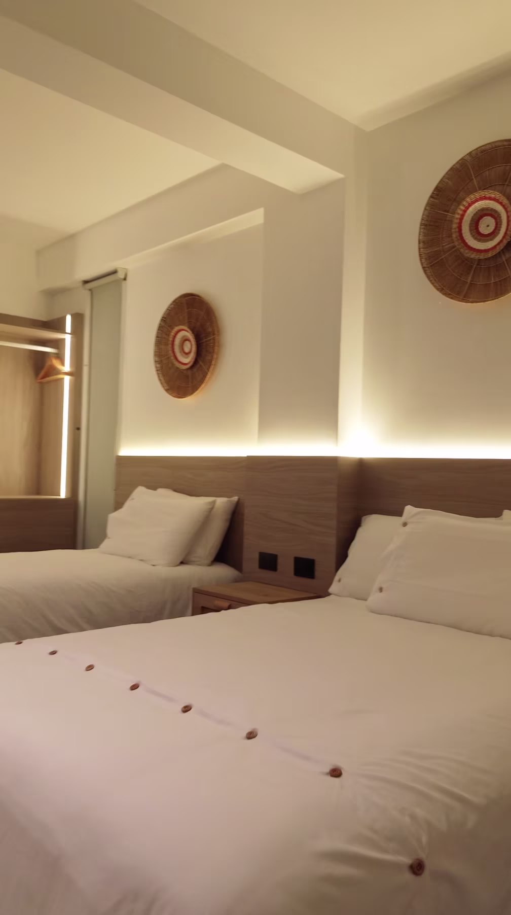 Habitación 4: dos camas de dos plazas
